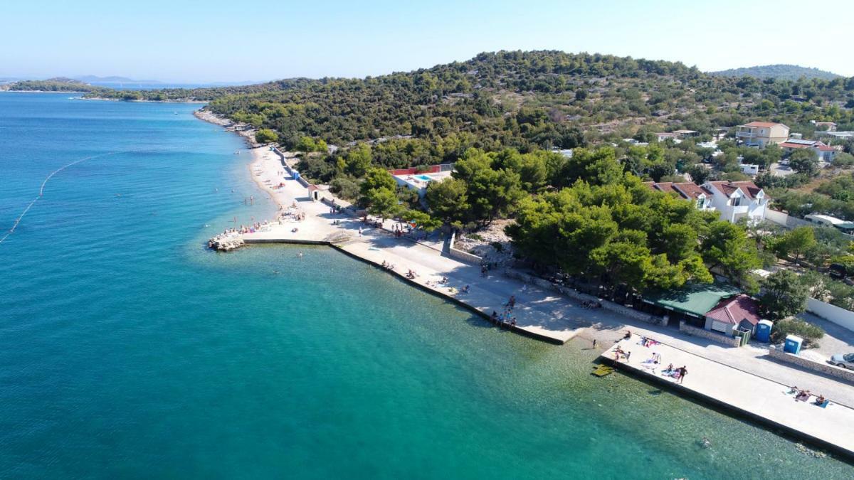 Apartment Dragana, Jezera, Island Murter Exterior foto
